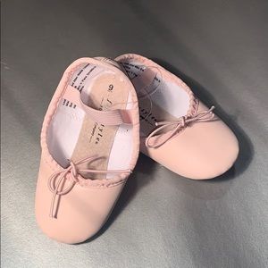New Ballet Slippers, Girls size 9